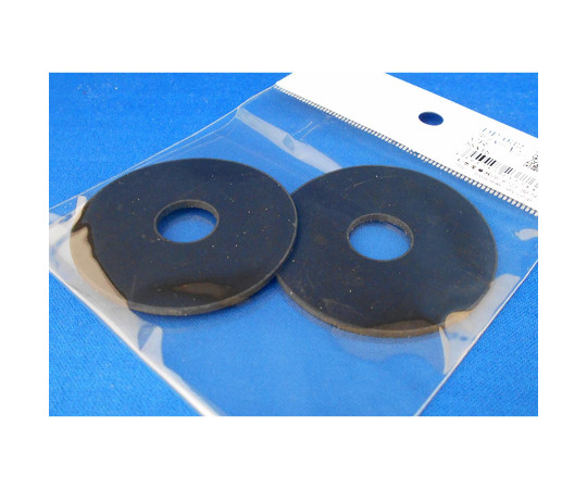 平パッキン 外径55mm×内径15mm 2個入 白い平パッキンが横向きに並んでいる状態