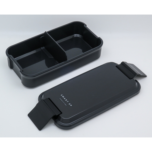 弁当箱　SMARTUPランチ1ダン　850ml 艶のあるプラスチック製のフタが閉じられた弁当箱の正面観