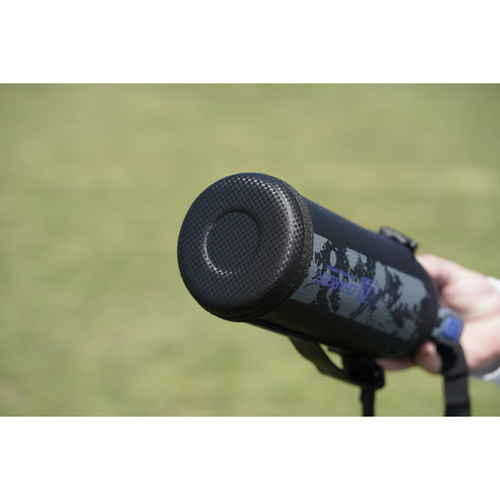 水筒　ファストチャージャー　ダイレクトボトル　800ml　ポーチ付 透明なボトルに色鮮やかなデザインが施されている様子
