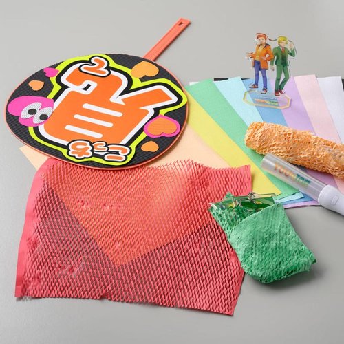 緩衝材 推し色クッションペーパー ホワイト 10枚入 ヒサゴ 白いクッションペーパーが整然と並んだ状態