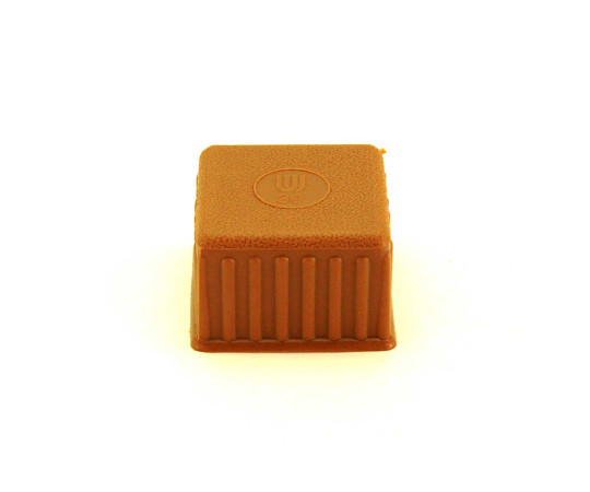 イスキャップ　角脚用　薄茶　対象脚サイズ36mm 薄茶色の角脚用キャップが立てられた状態、底面の形状が明瞭に見える。
