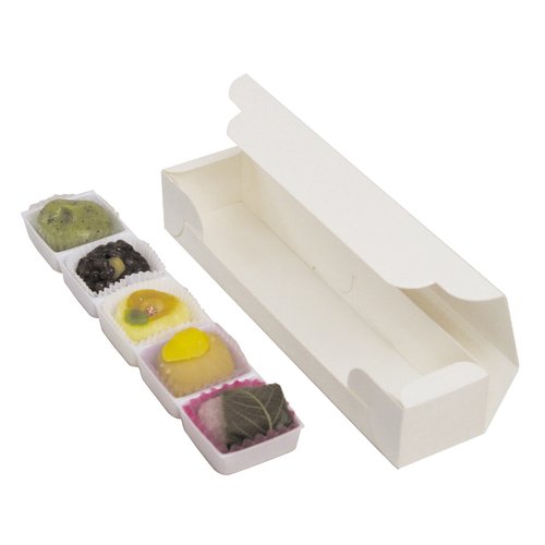 和菓子容器 和生サービス5ヶ入トレー付 ヤマニパッケージ [ケース販売] 上から見た5つの区画が並んだ白いトレーの様子