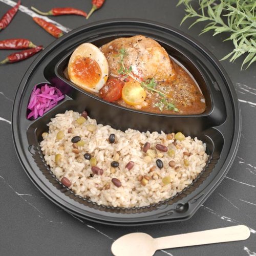 カレー容器 CT-OJランチ BL 身 中央化学 色鮮やかなデザインの容器が正面から見える状態