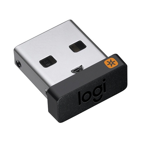 USB　Unifying　レシーバー　1個 小型で薄型のレシーバーがテーブルの上に置かれている様子