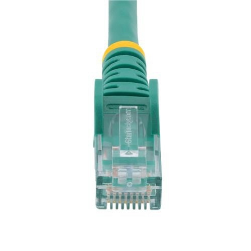 カテゴリ6　LANケーブル　RJ45モールドコネクタ　ツメ折れ防止　3m　グリーン　1本 コネクタ部分が強調され、ツメ折れ防止設計が見える状態