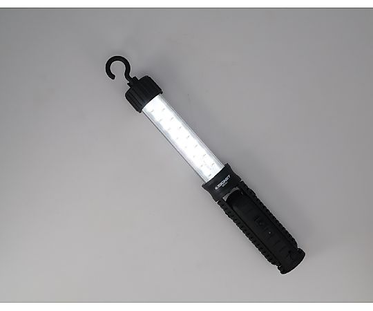 マグネット付5050　SMD　15LED充電式作業灯 明るい作業灯が横向きで置かれ、マグネットが視認できる状態