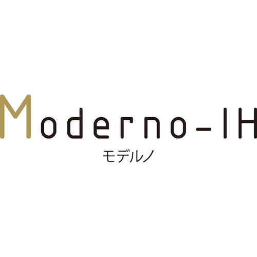 フライパン　20cm　テフロン加工　モデルノIH　IH対応 テフロン加工の表面が光沢を放つフライパンの斜めからの視覚。