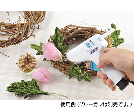 EM　グルースティック7.5φ　透明　30本入 個別のグルースティックが透明な状態で整然と並べられている様子