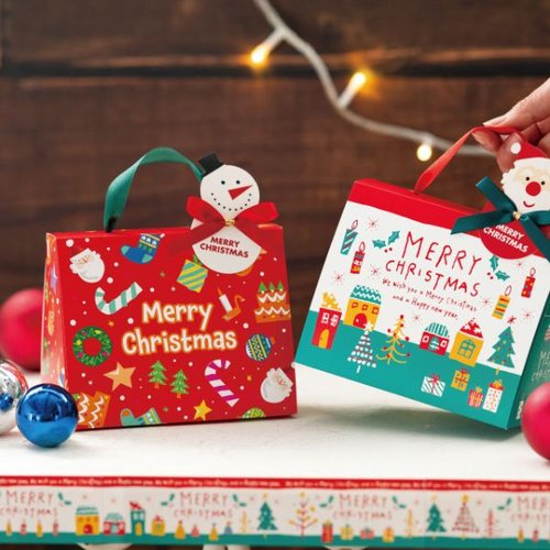 贈答箱 クリスマスポップギフトボックスバッグ-M(10枚) ヘッズ 正面から見たクリスマスデザインのギフトボックスが整然と並んでいる様子