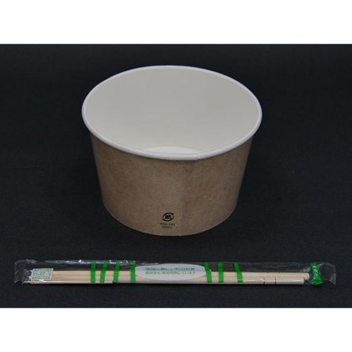 紙カップ KM140-850 本体 茶 ケーピープラテック 茶色の紙カップが横から見える状態、内側に飲み物が入っている様子。