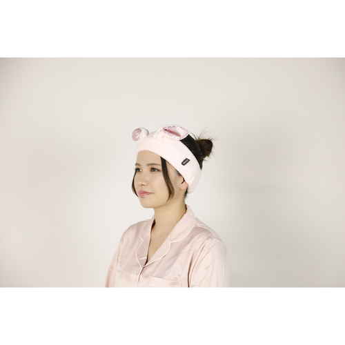 吸水アニマルヘアバンド　サテンウサギ 柔らかいサテン素材のウサギの耳が立ち上がっている状態
