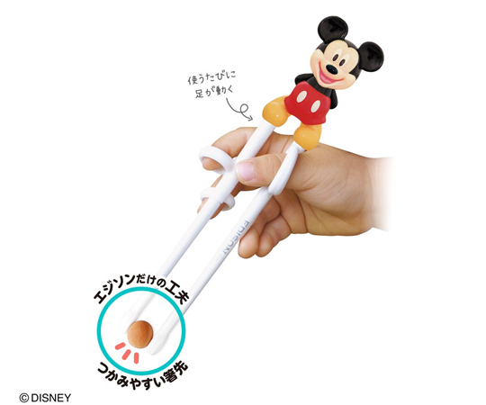 エジソンのお箸Ⅰ（右手用）Mickey Mouse 2021 12個入 パッケージが斜めに並べられ、キャラクターが鮮やかに描かれている様子