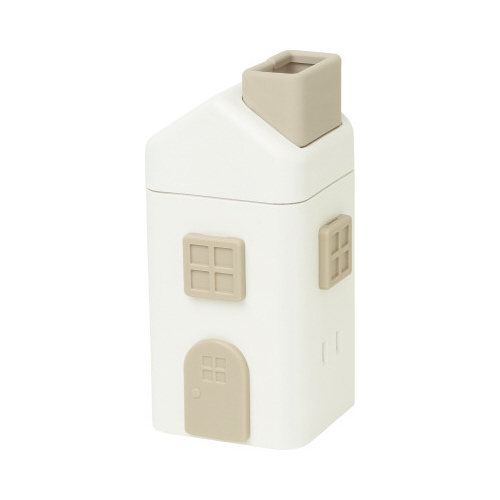 えんとつ屋根のコンセントハウス　ホワイト画像