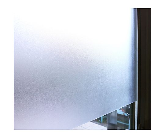 460x900mm プライバシー保護用窓フィルム 透明感のあるフィルムがカットされた状態で展開されている