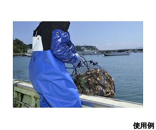 [L/650mm] 手袋(耐油/ニトリルゴム・綿 PE裏) 手のひら側が見える状態で、耐油性の質感が強調された手袋