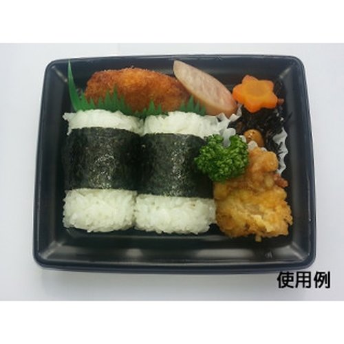 軽食容器 CT 沙楽 K15-12 BK 身 中央化学 透明な容器に詰められた軽食が中央に配置され、上から撮影された様子