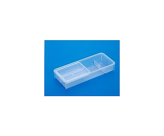 315x128x56mm 整理用トレー(2段/ポリプロピレン) 積み重なった2段のトレーが、整然とした形で並んでいる様子