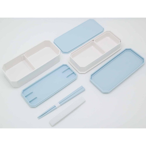 お弁当箱　松花堂弁当箱600ml　polar　bear 白地に可愛らしいデザインが施された弁当箱の上面