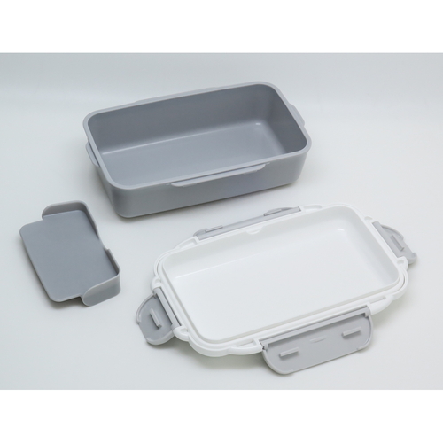 お弁当箱　ランチボックス　リラックマ　500ml リラックマのデザインが描かれたお弁当箱の正面、蓋が開いている様子
