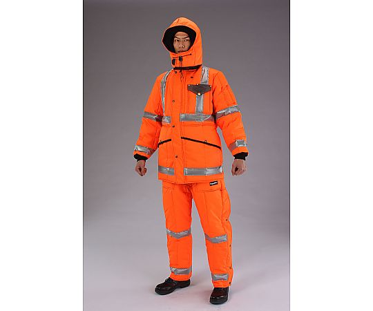 [2XL] 防寒ジャケット(注意色 オレンジ) 明るいオレンジ色のジャケットが正面から見える状態