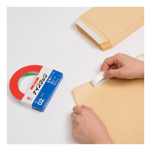 再生紙を使用した環境に優しい両面テープ