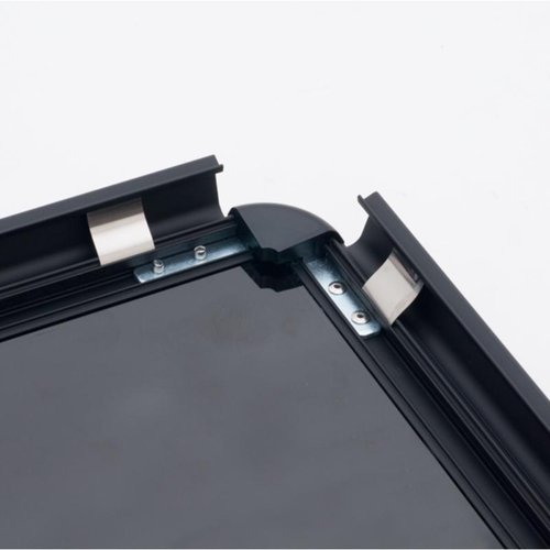 A型ボード グリップA A1両面ブラック GA-A1W 友屋 両面に印刷されたメニューがセットされた状態