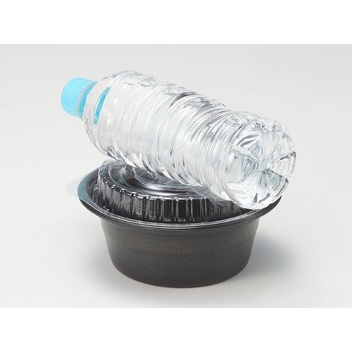 どんぶり容器 テイク丼 150B 黒 リスパック 黒い取っ手付きの容器が横向きに置かれ、内部が見える状態
