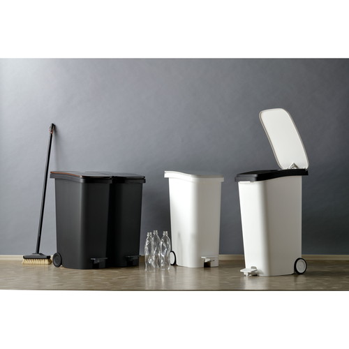 ゴミ箱 31L smooth ペタル ふた付き キャスター 静音設計 ごみ箱 分別ゴミ箱 メタル 上部がフラットでシンプルなデザインの静音キャスター付き容器