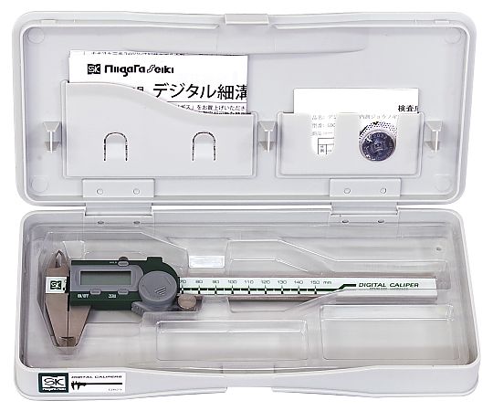 150mm デジタルノギス(インサイド型) 直立したデジタルノギスの先端部分がクローズアップされている様子、精密さが際立つ。
