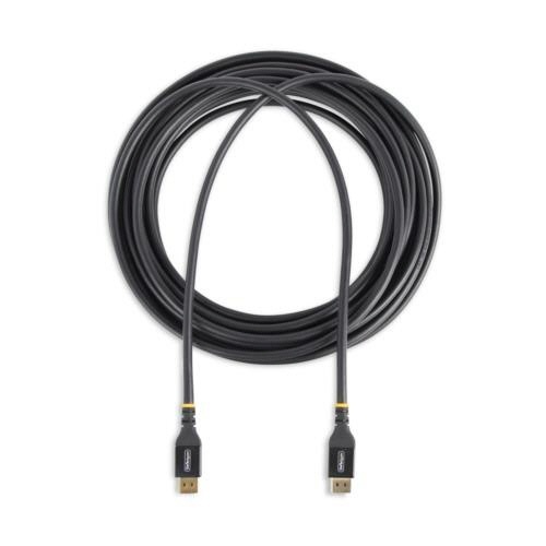 DisplayPort　1.4ケーブル　15m　4K/120Hz　オス-オス　ブラック　1本 ブラックのケーブルが直線的に伸びている様子