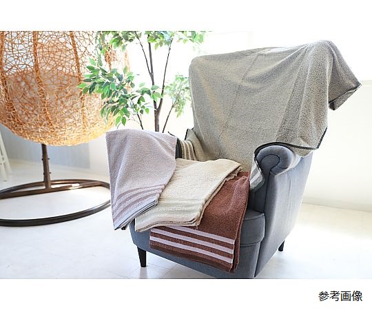超大判タオル エッジライン GRAY 100×180cm 1セット（10枚入） たたまれた状態で整然と並んでいる大判タオル
