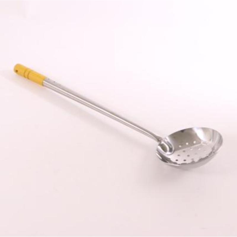 18-0木柄パイプ中華お玉 穴明 中 カンダ画像