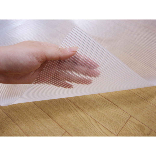 キッチンマット 拭ける 60×180cm クリア 撥水 清潔感のある透明な表面が広がる、滑らかな質感のマット全体が見える状態