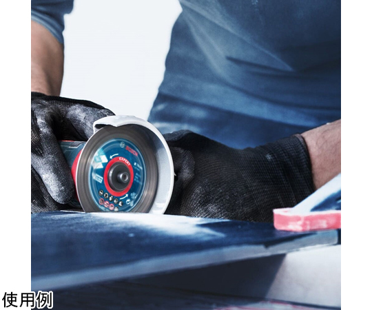ダイヤホイール76mm 滑らかな表面を持つ円形のホイール、中心に穴のあるデザイン