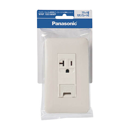 ﾌﾙｶﾗｰ15A･20A兼用埋込ｱｰｽﾀｰﾐﾅﾙ付接地ｺﾝｾﾝﾄ 1個画像