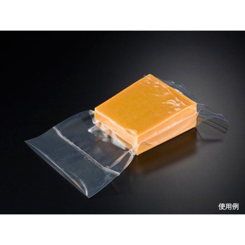 真空袋 シグマチューブ 70 GH-1122 ナイロンポリ袋 220×110 クリロン化成 透明なナイロンポリ袋が立てて置かれている様子、開口部が広く見える