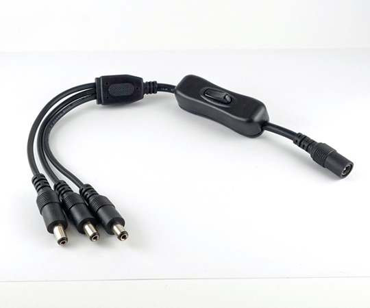 DCケーブル　DCメス-DCオスx3　スイッチ付き