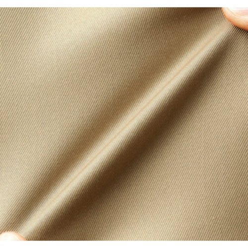 メンズパンツ CV7511-3-3L チノパンツ 兼用 ベージュ 3L 住商モンブラン シンプルなデザインのベージュのパンツが立てかけられている状態