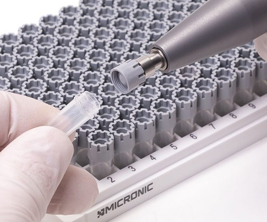 External Screw Cap用手動24フォーマット用リキャッパー CS120画像