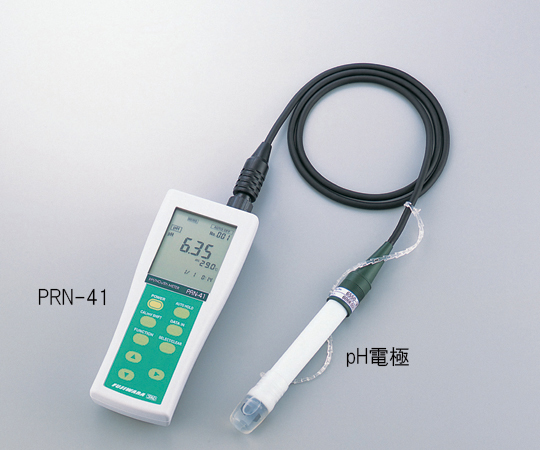 ポータブル土壌pH/硝酸/Eh計 計測用の液晶ディスプレイが搭載された本体とセンサーが一体になった状態