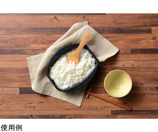パリージュ レンジパン M 側面から見た鋭角的なデザインの焼き色が付いたパン