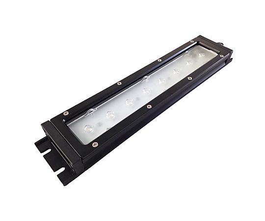 AC100-240V/ 15W 照明灯/LED(防水型) 明るさを示すLEDライトの正面にカバーが取り付けられた状態