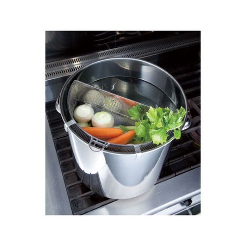 ザル UK 半丸スープ取りザル39cm YUKIWA 表面が光沢のある金属製の半円形のザルが正面から見える状態