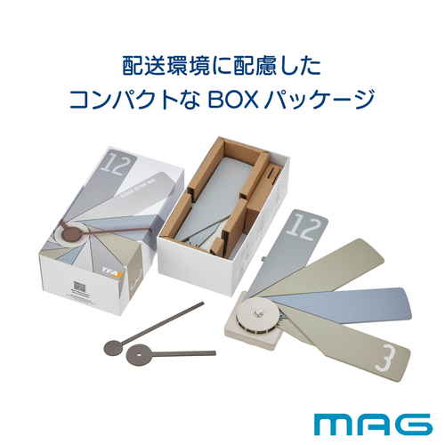 掛け時計　CLOCK　IN　THE　BOX　グレー 時計の文字盤がはっきりと見える横からのアングル