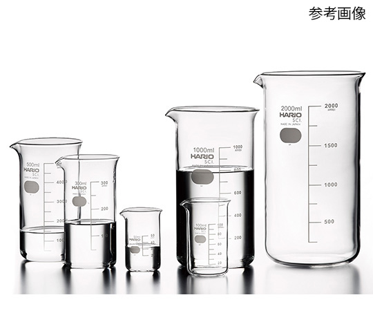 トールビーカー　50mL　60個入 透明なパッケージに収められた整然としたビーカーが並ぶ様子