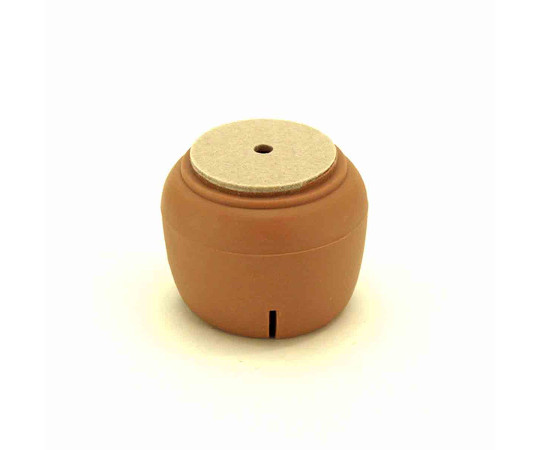 ワイドフェルトキャップ　角脚用　24-36mm 角脚用のフェルトキャップが白い背景に置かれ、側面が滑らかで質感が確認できる様子。