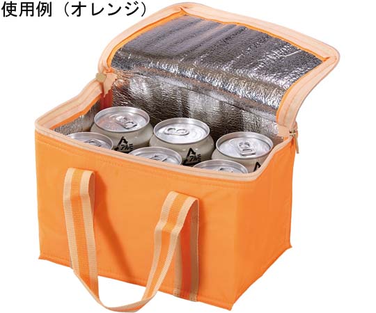 ソロア保冷温バッグ ピンク 全体がピンク色で、前面にファスナーが付いた保冷温バッグの側面が見える状態