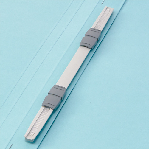 ﾌﾗｯﾄﾌｧｲﾙK2(背補強ﾀｲﾌﾟ) A4ﾀﾃ 黄 1ｾｯﾄ(30冊:10冊×3ﾊﾟｯｸ) パッケージが整然と並んでいる様子、背面が強化されたデザインが見える状態