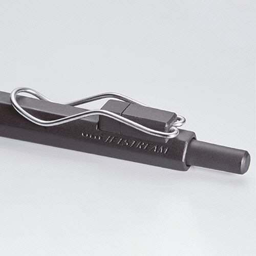 油性ボールペン　ジェットストリーム　エッジ　0.28mm　黒　(軸色:シャンパンゴールド)　1本 シャンパンゴールドの軸のボールペンが横向きで置かれている様子