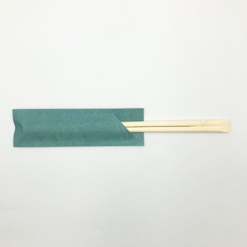 箸袋 ハカマ No.4525 みどり アオトプラス 袋の表面に緑色の模様が施されている状態。